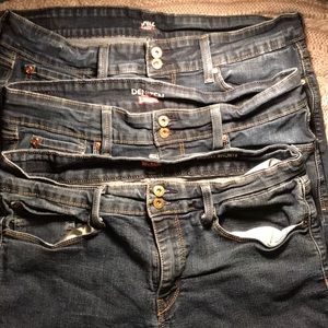 3 pairs of Levi’s Denizen Jeans